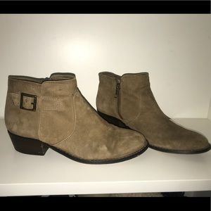 Steve Madden booties